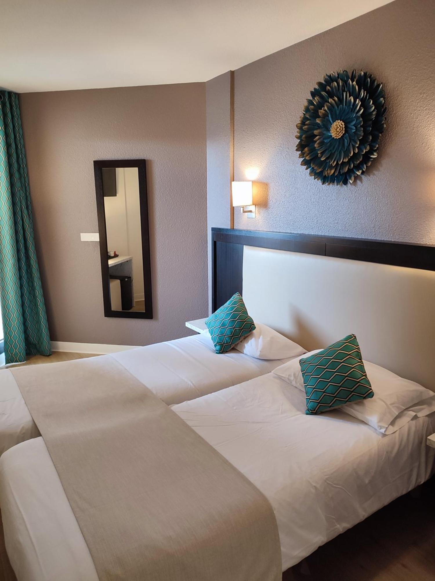 Hotel Le Collier Antibes Eksteriør bilde